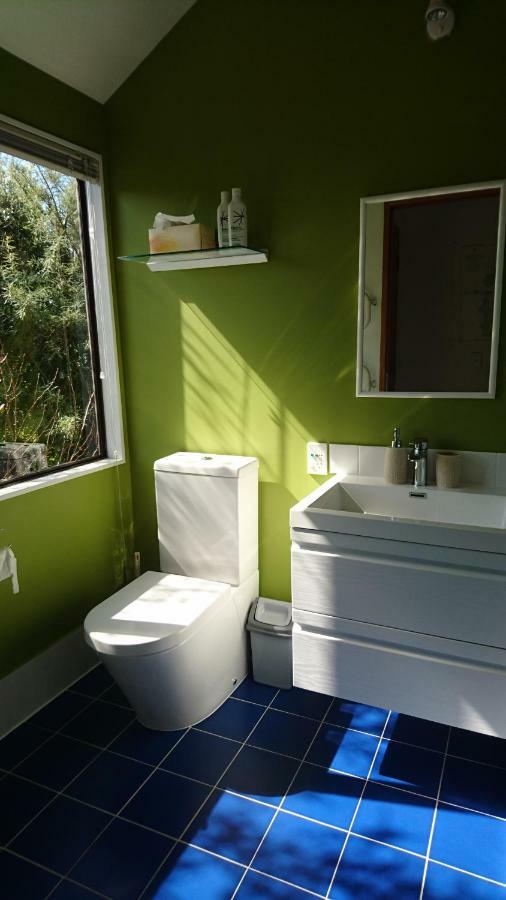 Shelly Beach Studio, Waiheke Island Окленд Экстерьер фото